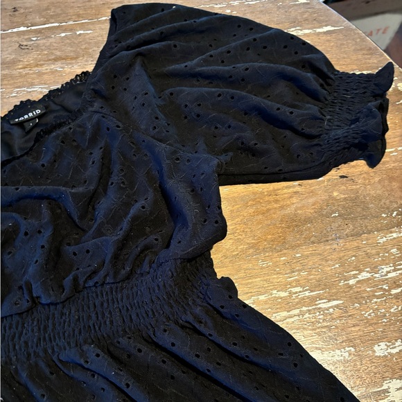 Torrid Eyelet Blouse - Picture 5 of 6